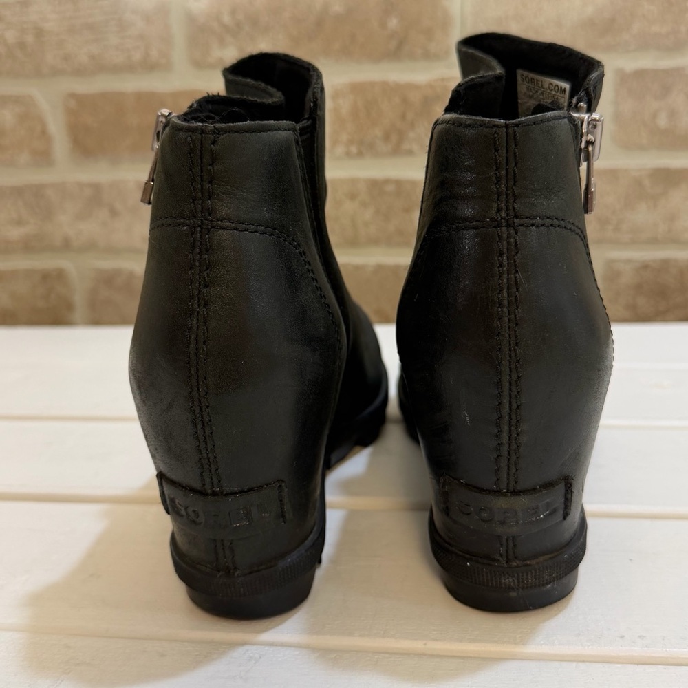 Sorel Women's Joan of Arctic Wedge II Zip Bootie Black Waterproof Leather Sz 7.5 - Picture 7 of 11